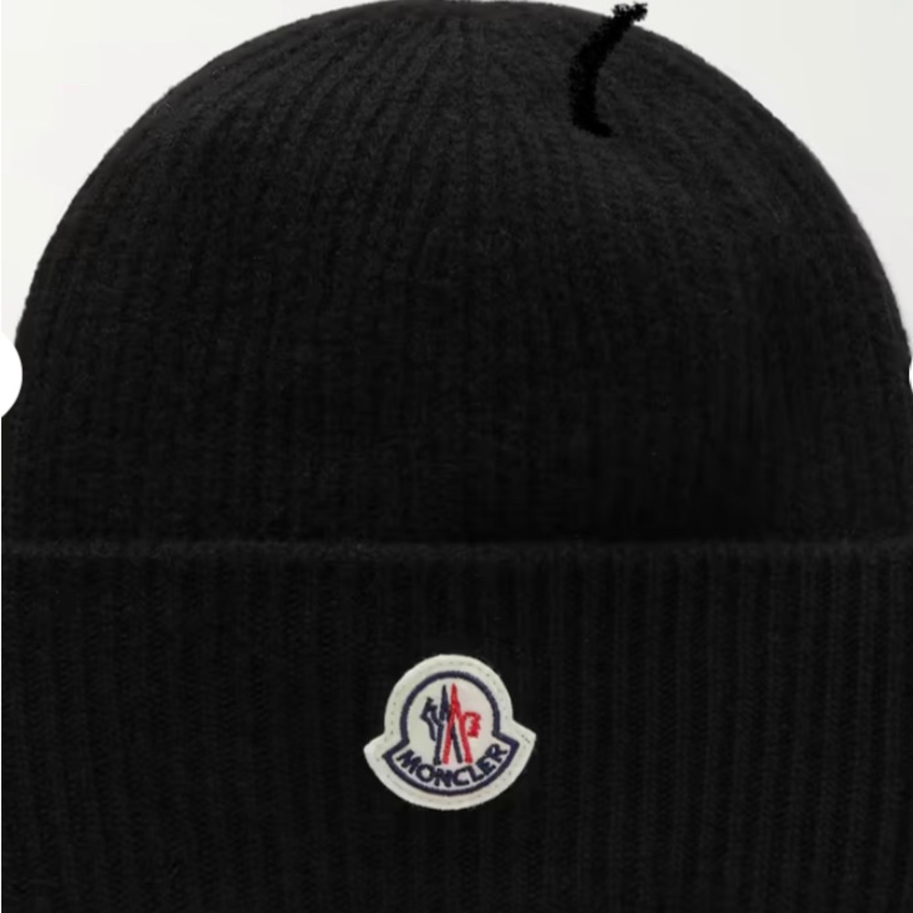 Monclear black beanie